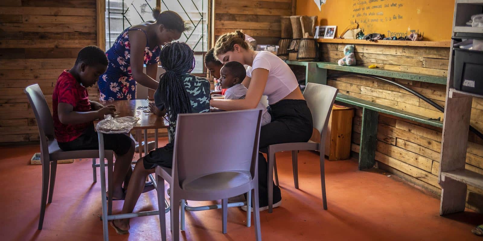 Intern teaching kids