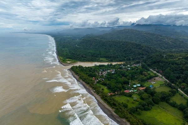 Puntarenas province coast line of Dominical