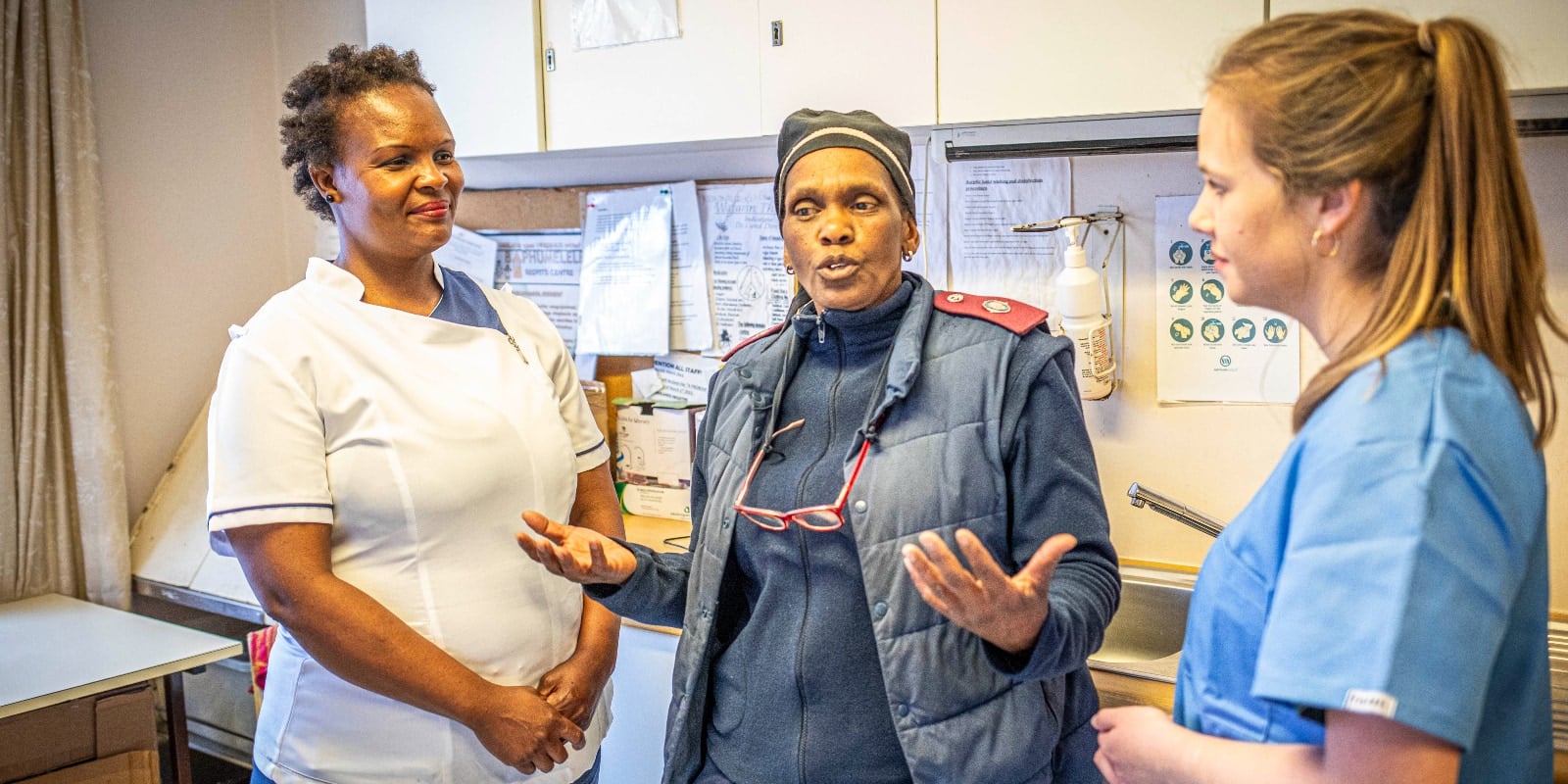 Healthcare Internship in Cape Town, South Africa Roots Interns