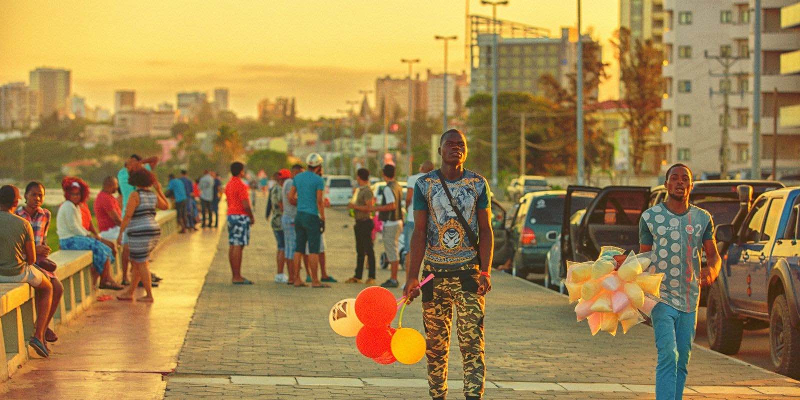 locals in Avenida da Marginal, Maputo, Mozambique