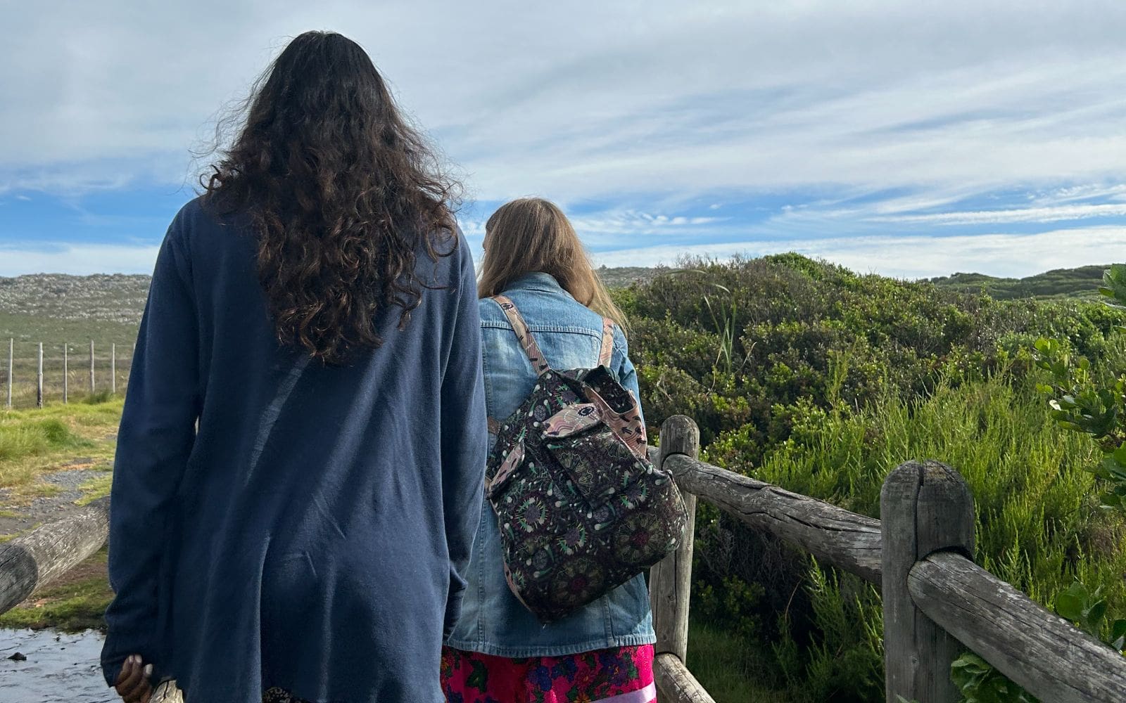Two interns taking a look at the view in Cape Town during their psychology internship.
