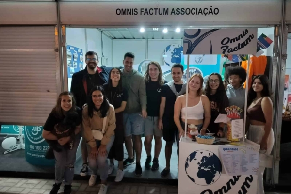 A group of interns posing for a picture in Portugal