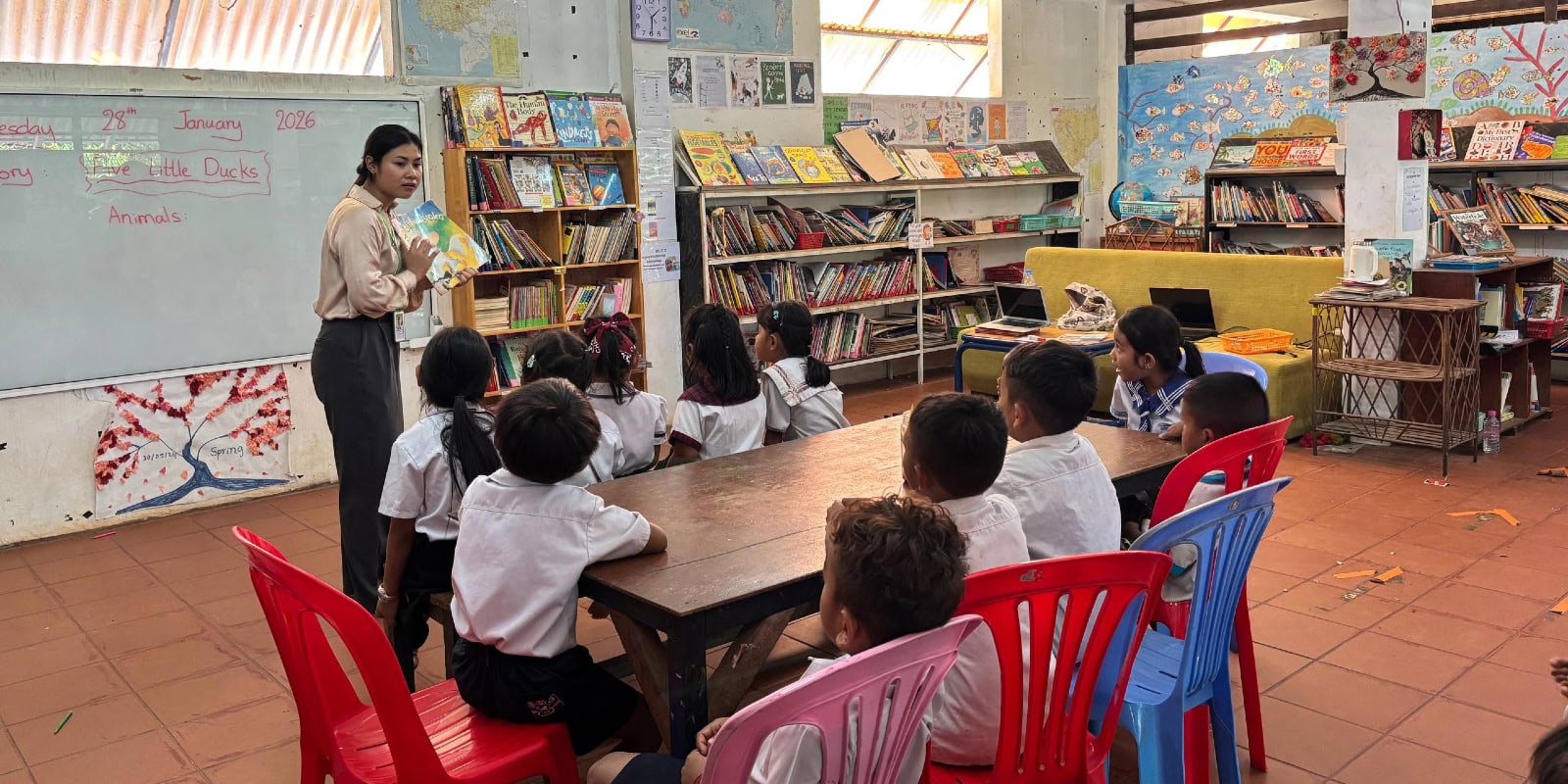 Teacher Training and Education Internship in Cambodia - Roots Interns